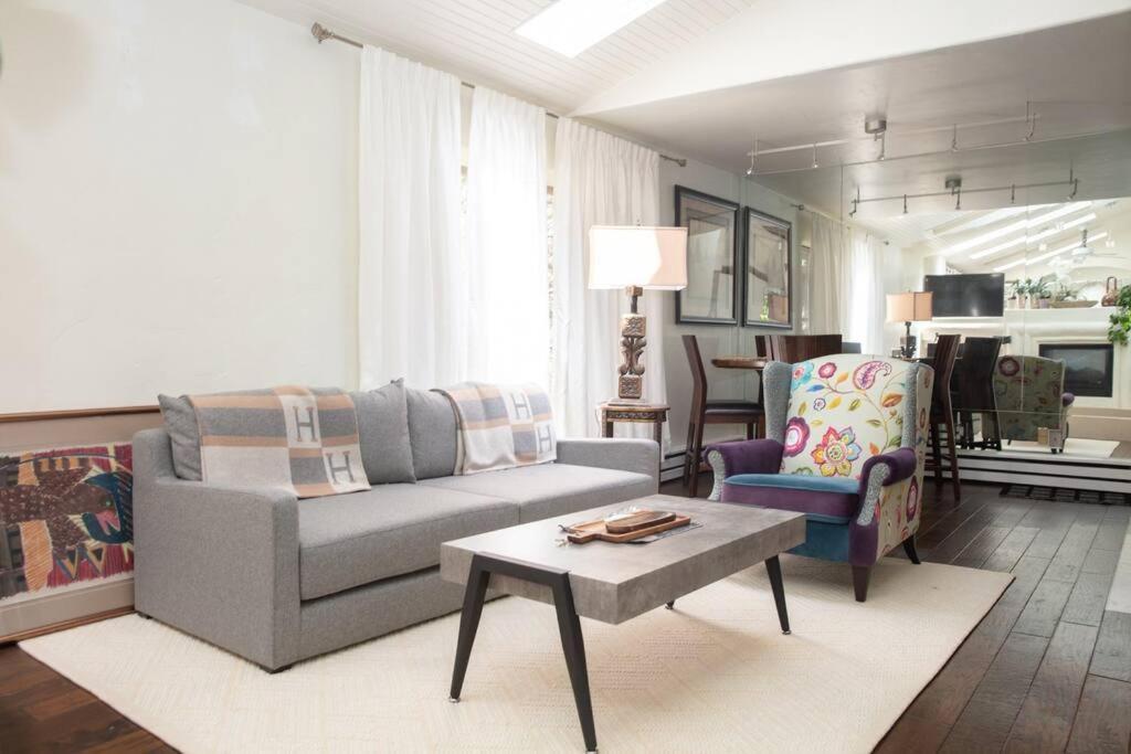 Aspen Stash Pad With Fireplace, Parking, W/D Экстерьер фото